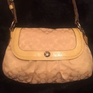 Lovely Authentic Vintage Coach Handbag